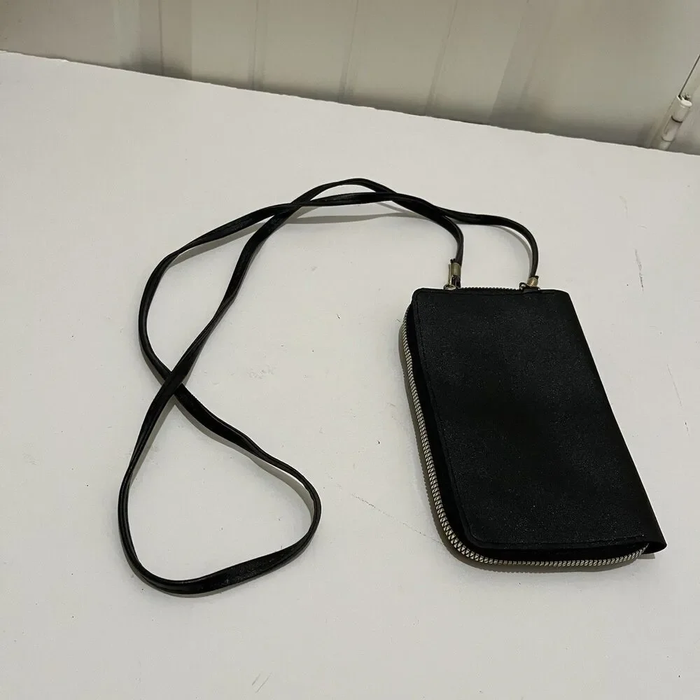 Forever Lovely Design for Madley Clutch Cell Phone Wallet Crossbody Purse Black